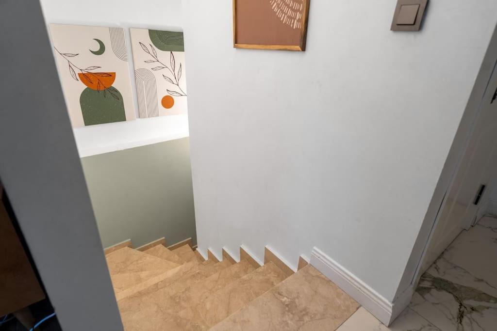 Luxury Scandinavian Design 2br Duplex Near Tomtom Appartement