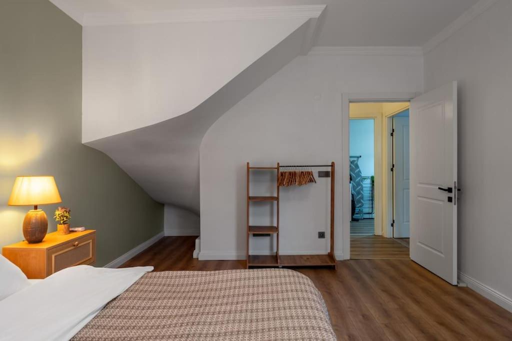 Appartement Luxury Scandinavian Design 2br Duplex Near Tomtom Istanboel