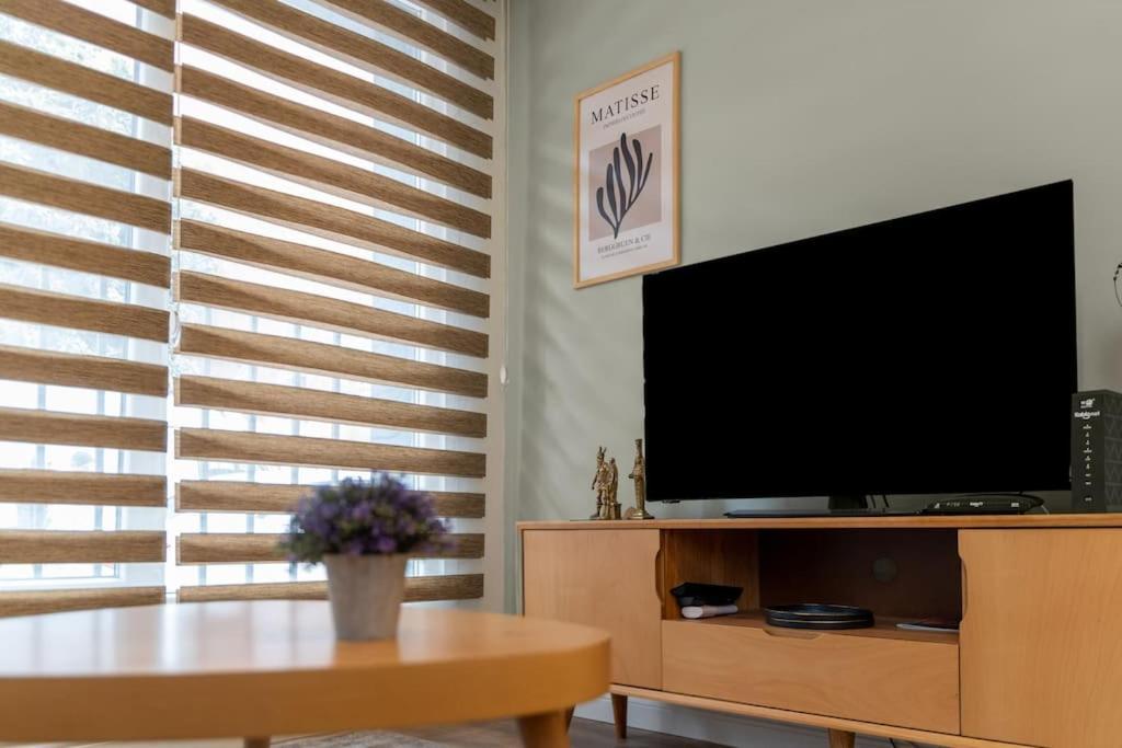 Luxury Scandinavian Design 2br Duplex Near Tomtom Appartement Istanboel